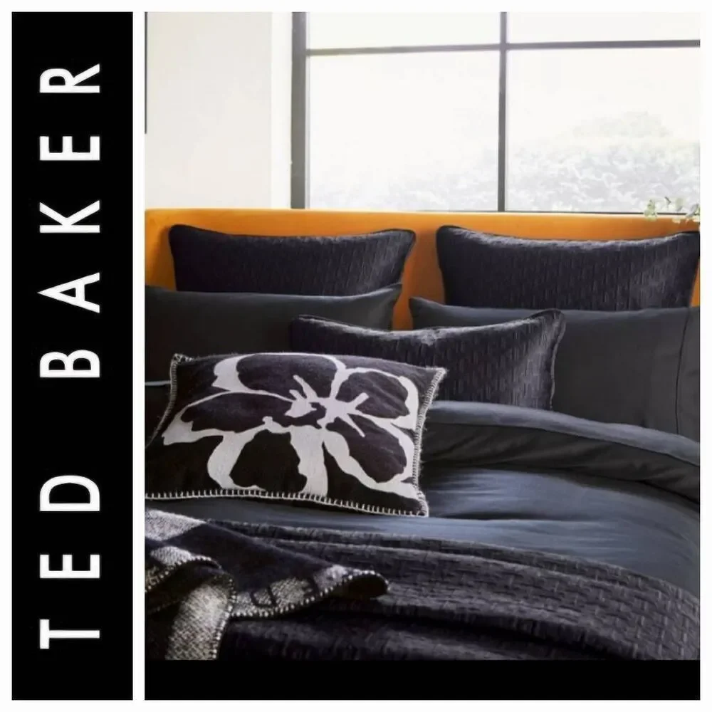 Ted Baker London Plain Dye Collection Duvet Cover Set- Black